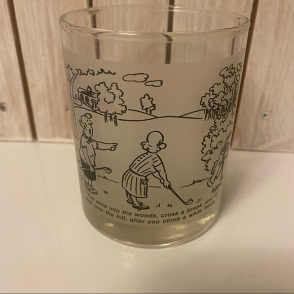 Set of 2 Golf Digest Magazine tumblers - Picture 4 of 13